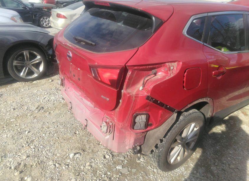 Photo 17 of 2017 Nissan Rogue SPORT S (VIN JN1BJ1CR2HW120030)