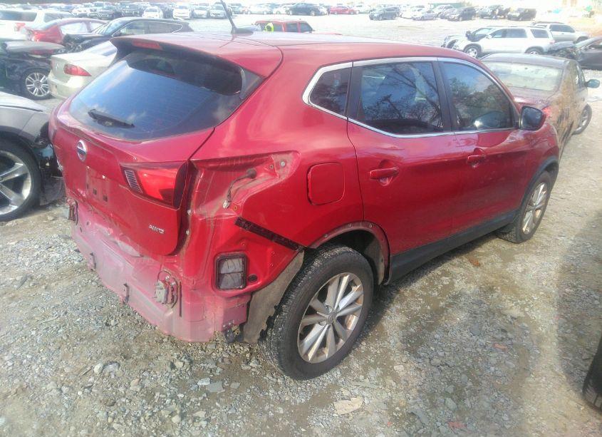 Photo 4 of 2017 Nissan Rogue SPORT S (VIN JN1BJ1CR2HW120030)