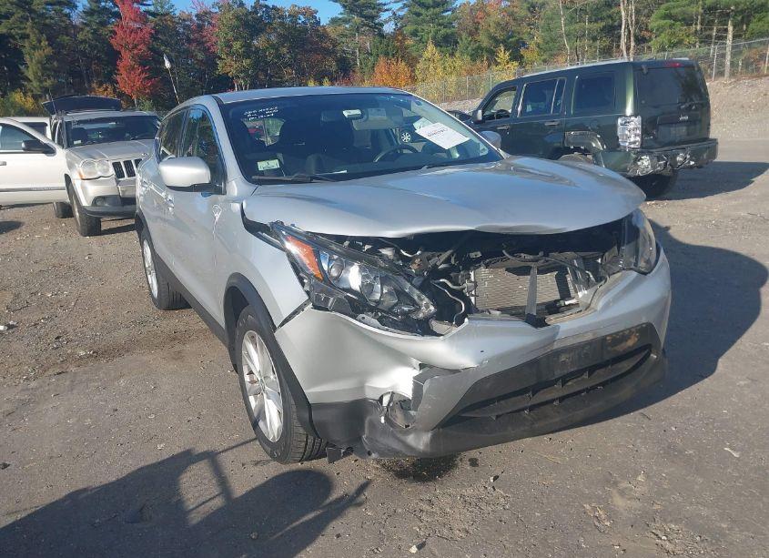 Photo 6 of 2017 Nissan Rogue SPORT S (VIN JN1BJ1CR2HW126975)