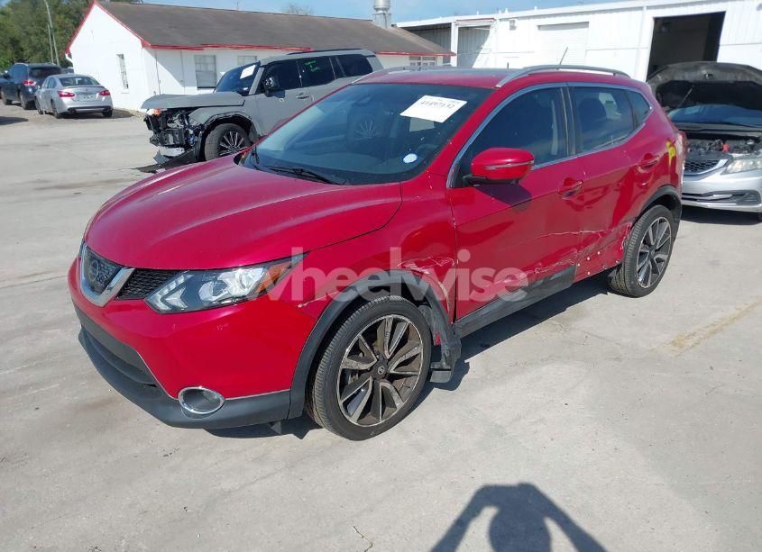 Photo 2 of 2018 Nissan Rogue SPORT SL (VIN JN1BJ1CR2JW206010)
