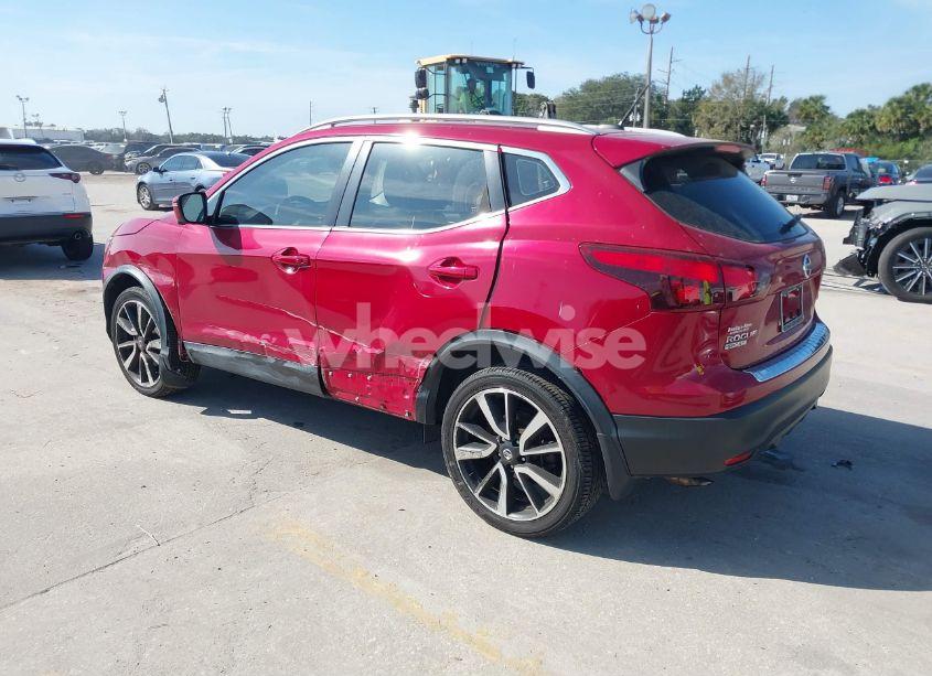 Photo 3 of 2018 Nissan Rogue SPORT SL (VIN JN1BJ1CR2JW206010)