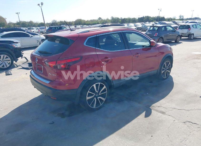 Photo 4 of 2018 Nissan Rogue SPORT SL (VIN JN1BJ1CR2JW206010)
