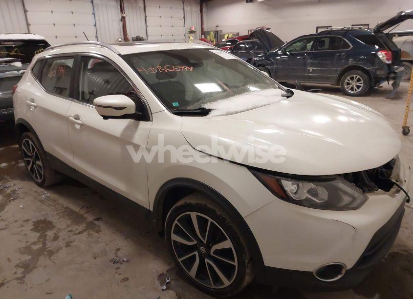 2018 Nissan Rogue SPORT S/SL/SV (VIN JN1BJ1CR2JW210283) main photo