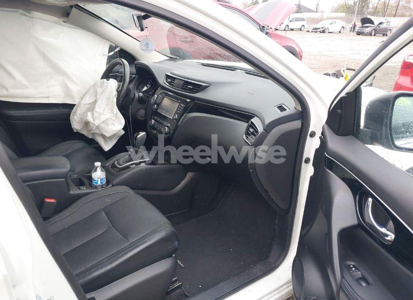 Photo 5 of 2018 Nissan Rogue SPORT S/SL/SV (VIN JN1BJ1CR2JW210283)