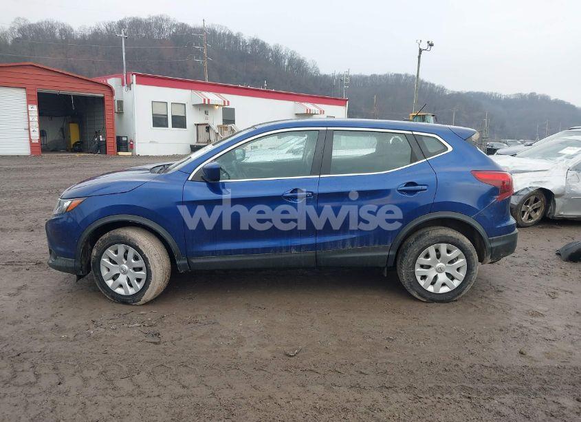 Photo 14 of 2018 Nissan Rogue SPORT S (VIN JN1BJ1CR2JW259158)