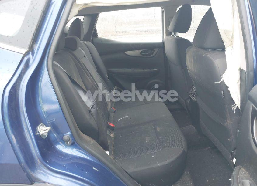 Photo 8 of 2018 Nissan Rogue SPORT S (VIN JN1BJ1CR2JW259158)