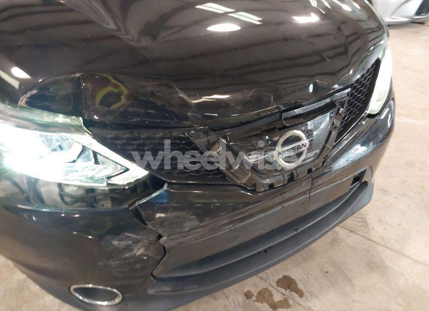 Photo 18 of 2018 Nissan Rogue SPORT SL (VIN JN1BJ1CR2JW294167)