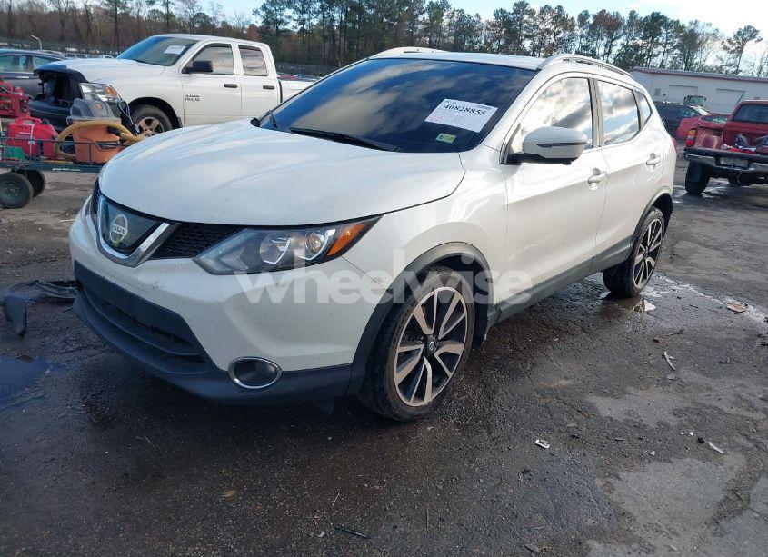 Photo 2 of 2019 Nissan Rogue SPORT S/SL/SV (VIN JN1BJ1CR2KW312846)