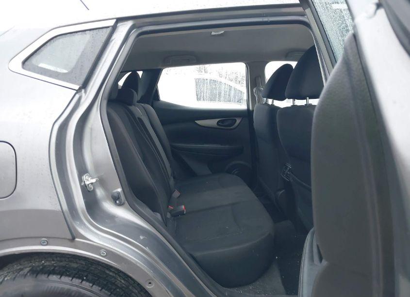 Photo 8 of 2019 Nissan Rogue SPORT S (VIN JN1BJ1CR2KW318789)