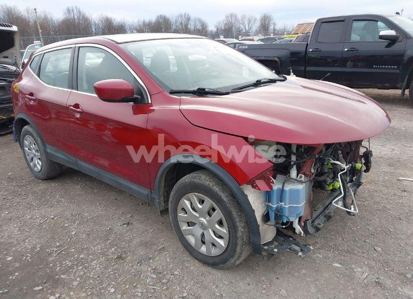 2019 Nissan Rogue SPORT S (VIN JN1BJ1CR2KW319702) main photo