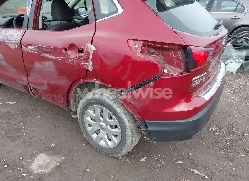 Photo 20 of 2019 Nissan Rogue SPORT S (VIN JN1BJ1CR2KW319702)