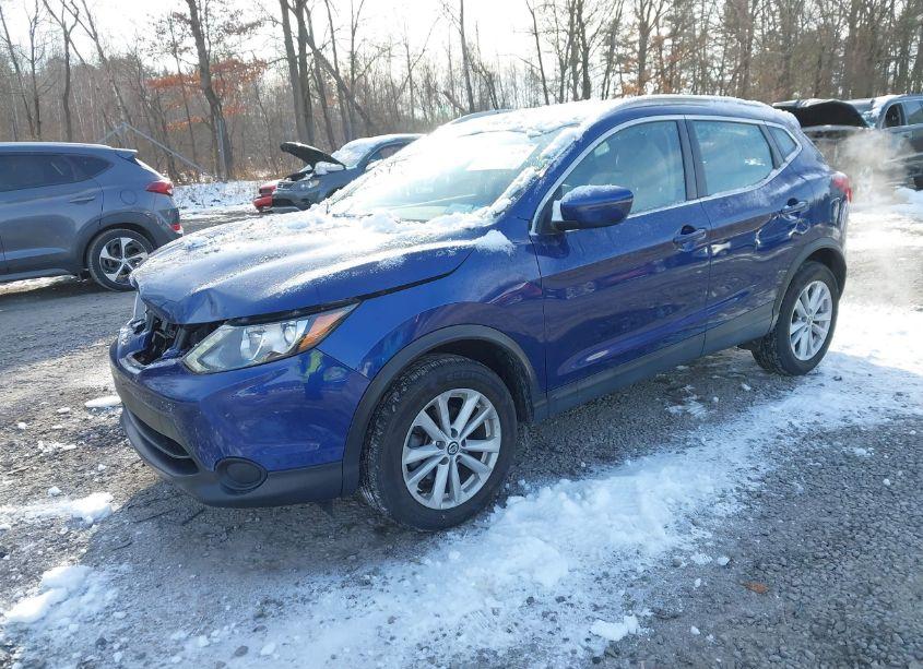 Photo 2 of 2019 Nissan Rogue SPORT SV (VIN JN1BJ1CR2KW347368)