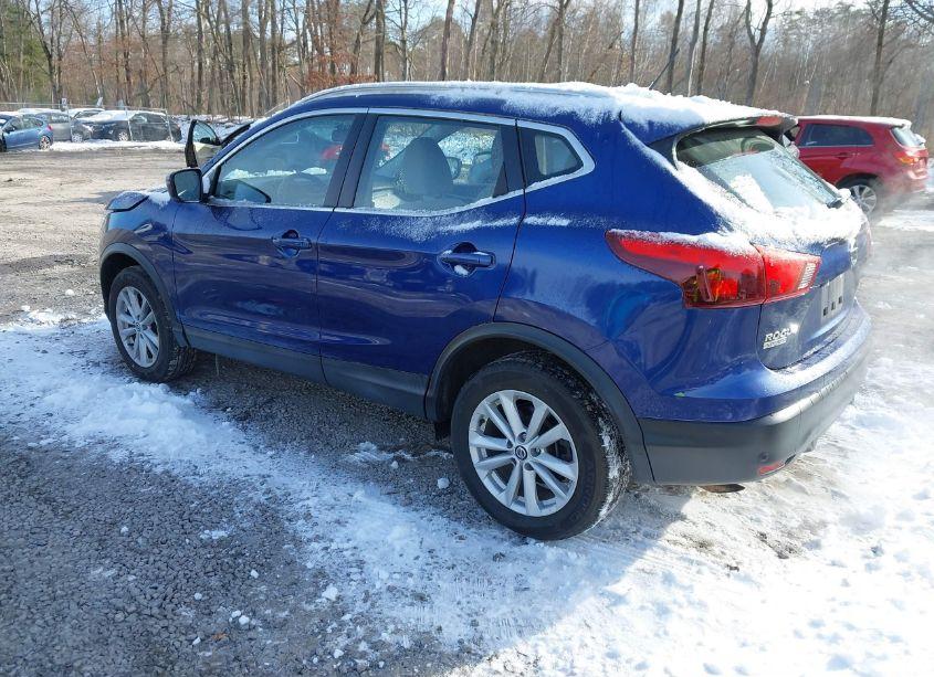 Photo 3 of 2019 Nissan Rogue SPORT SV (VIN JN1BJ1CR2KW347368)