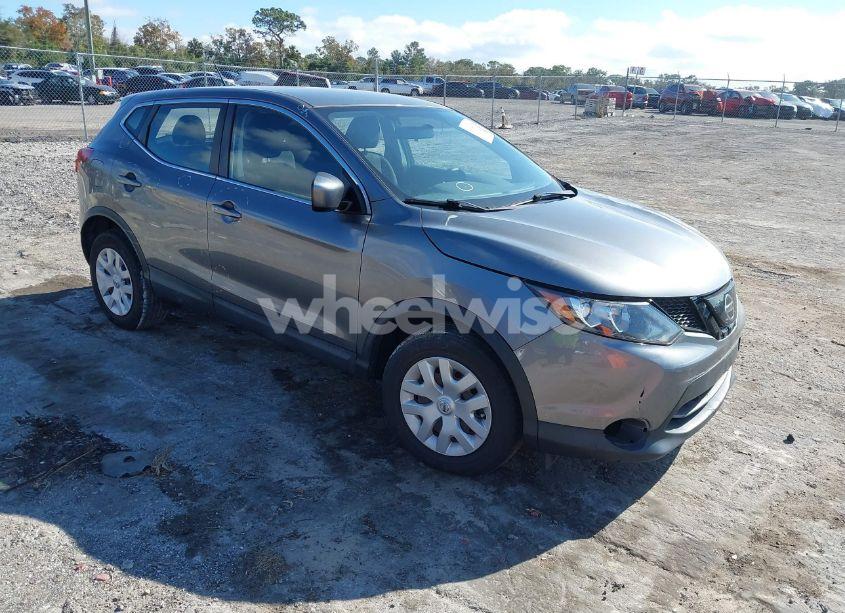 2019 Nissan Rogue SPORT S (VIN JN1BJ1CR2KW348715) main photo