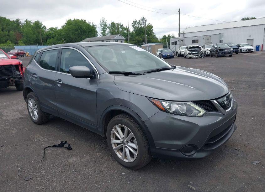 2019 Nissan Rogue SPORT S (VIN JN1BJ1CR2KW350738) main photo