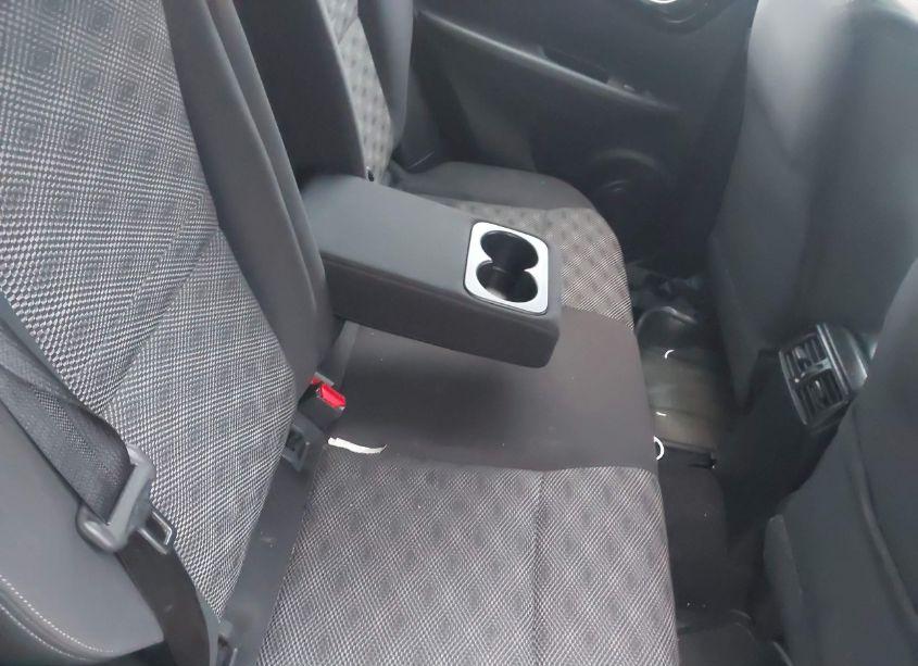 Photo 8 of 2019 Nissan Rogue SPORT SV (VIN JN1BJ1CR2KW625735)