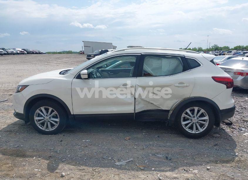 Photo 14 of 2017 Nissan Rogue SPORT SV (VIN JN1BJ1CR3HW100711)