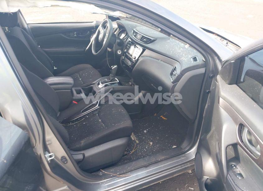 Photo 5 of 2017 Nissan Rogue SPORT S (VIN JN1BJ1CR3HW118691)