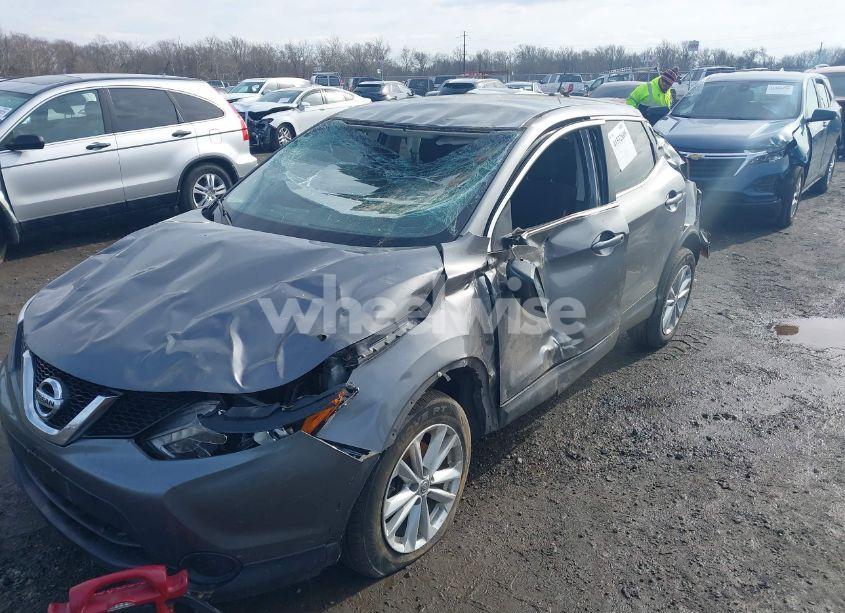 Photo 6 of 2017 Nissan Rogue SPORT S (VIN JN1BJ1CR3HW118691)