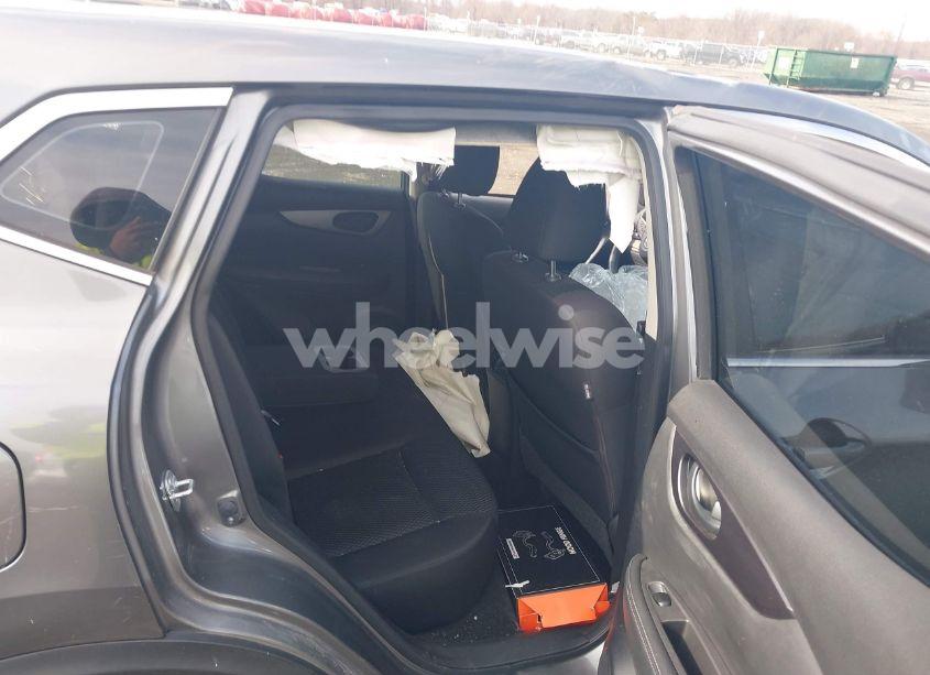 Photo 8 of 2017 Nissan Rogue SPORT S (VIN JN1BJ1CR3HW118691)