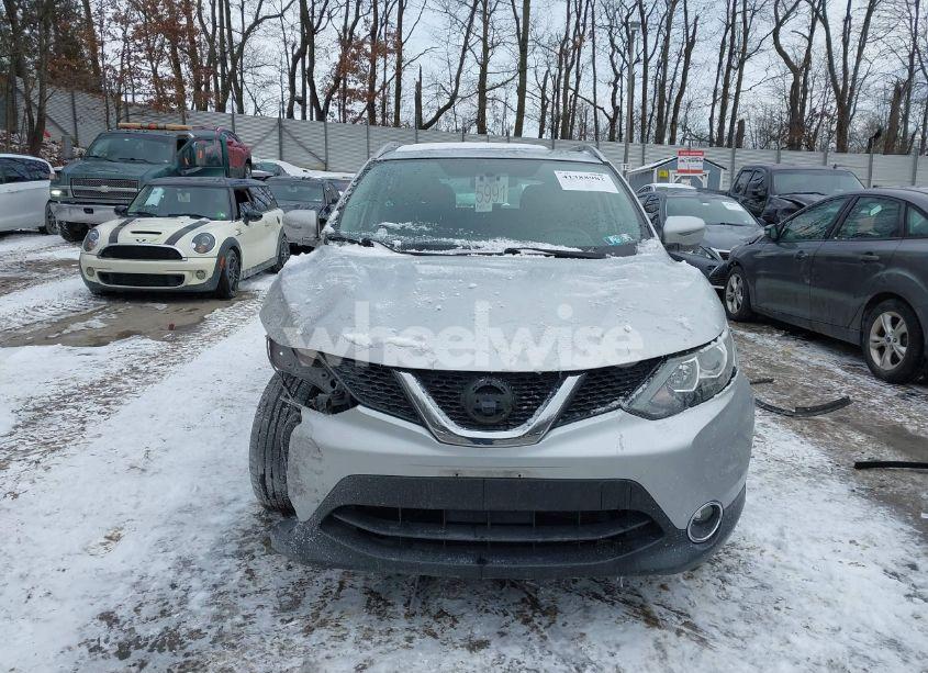 Photo 13 of 2017 Nissan Rogue SPORT SV (VIN JN1BJ1CR3HW126841)