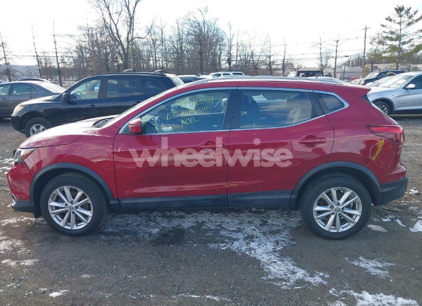 Photo 14 of 2017 Nissan Rogue SPORT SV (VIN JN1BJ1CR3HW139640)