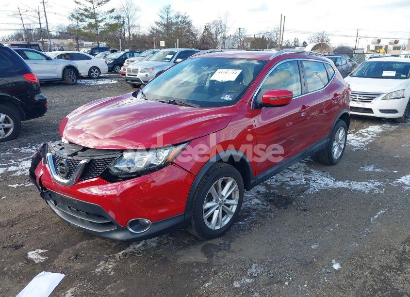 Photo 2 of 2017 Nissan Rogue SPORT SV (VIN JN1BJ1CR3HW139640)