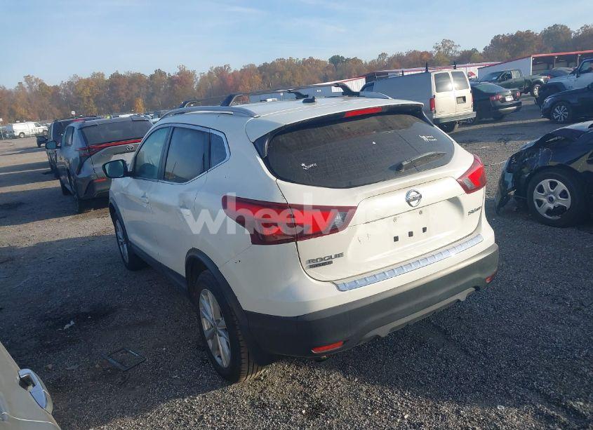 Photo 3 of 2017 Nissan Rogue SPORT SV (VIN JN1BJ1CR3HW142926)