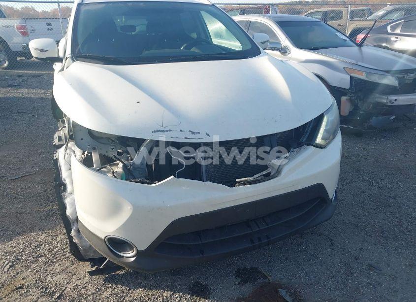 Photo 6 of 2017 Nissan Rogue SPORT SV (VIN JN1BJ1CR3HW142926)