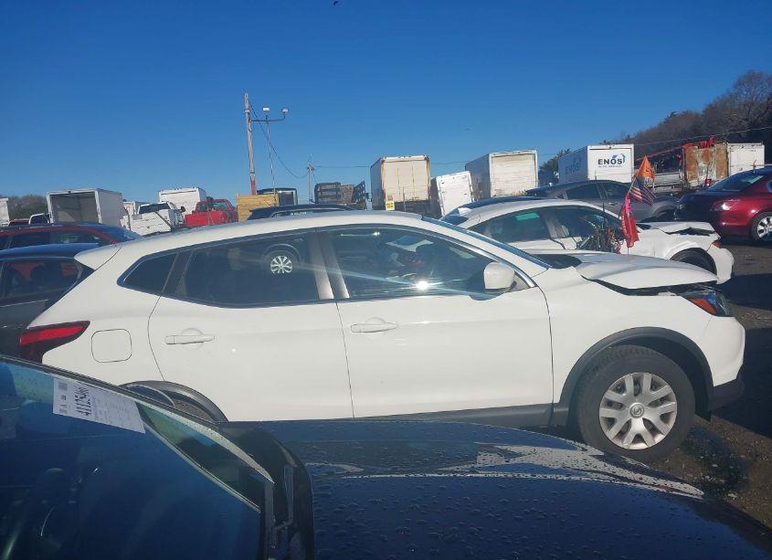 Photo 13 of 2018 Nissan Rogue SPORT S (VIN JN1BJ1CR3JW251151)