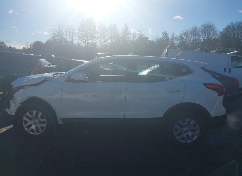 Photo 14 of 2018 Nissan Rogue SPORT S (VIN JN1BJ1CR3JW251151)