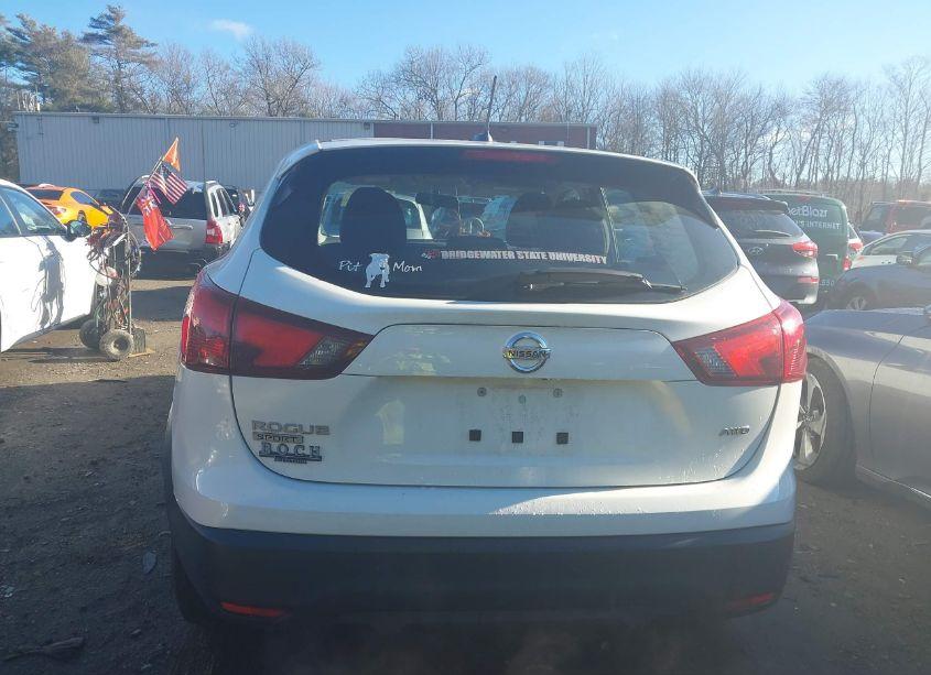Photo 16 of 2018 Nissan Rogue SPORT S (VIN JN1BJ1CR3JW251151)