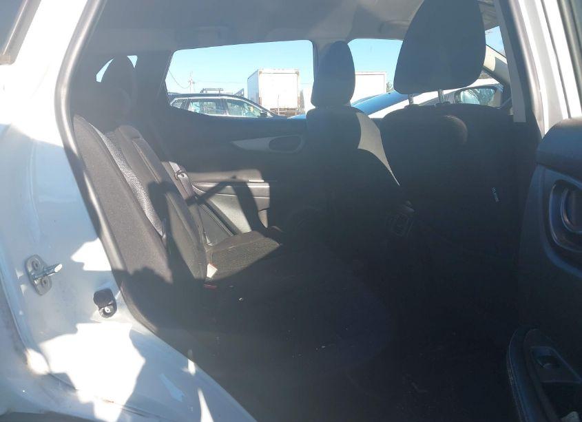 Photo 8 of 2018 Nissan Rogue SPORT S (VIN JN1BJ1CR3JW251151)