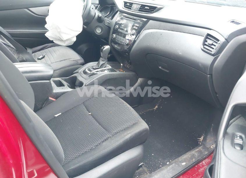 Photo 5 of 2018 Nissan Rogue SPORT S (VIN JN1BJ1CR3JW258990)