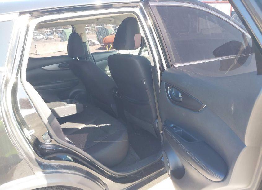 Photo 8 of 2018 Nissan Rogue SPORT S (VIN JN1BJ1CR3JW267396)