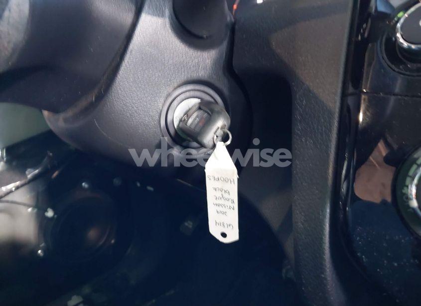 Photo 11 of 2019 Nissan Rogue SPORT S (VIN JN1BJ1CR3KW323001)