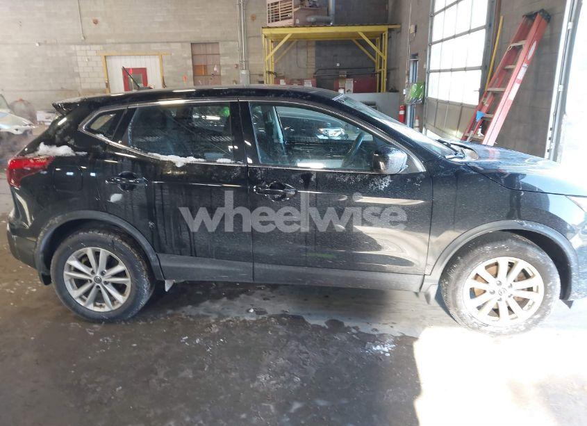 Photo 14 of 2019 Nissan Rogue SPORT S (VIN JN1BJ1CR3KW323001)
