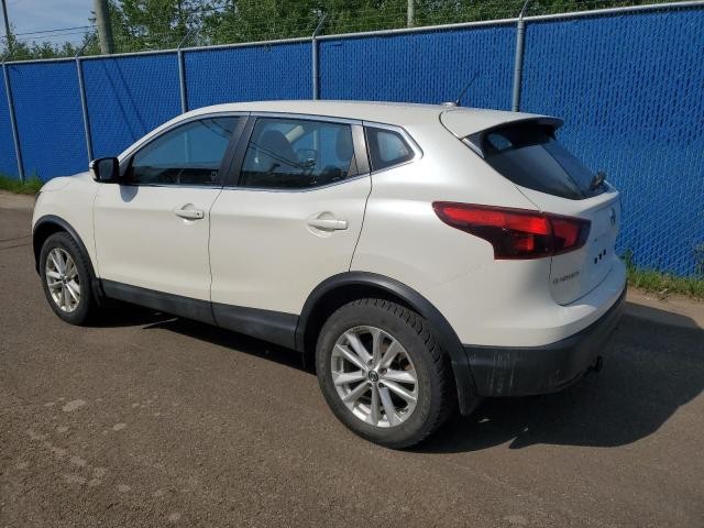 Photo 2 of 2019 NISSAN ROGUE SPORT S (VIN JN1BJ1CR3KW330885)