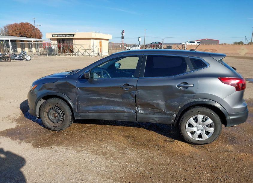Photo 14 of 2019 Nissan Rogue SPORT S (VIN JN1BJ1CR3KW337724)