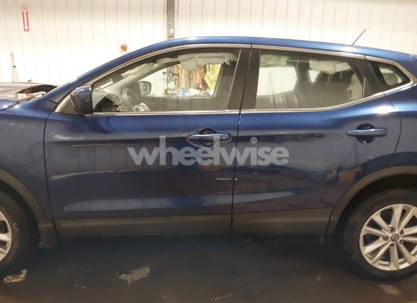 Photo 15 of 2019 Nissan Rogue SPORT S (VIN JN1BJ1CR3KW340350)