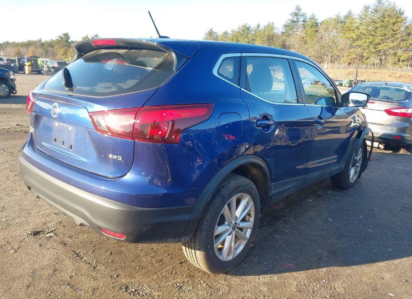 Photo 4 of 2019 Nissan Rogue SPORT S (VIN JN1BJ1CR3KW344432)