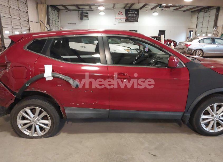 Photo 13 of 2017 Nissan Rogue SPORT S (VIN JN1BJ1CR4HW102659)