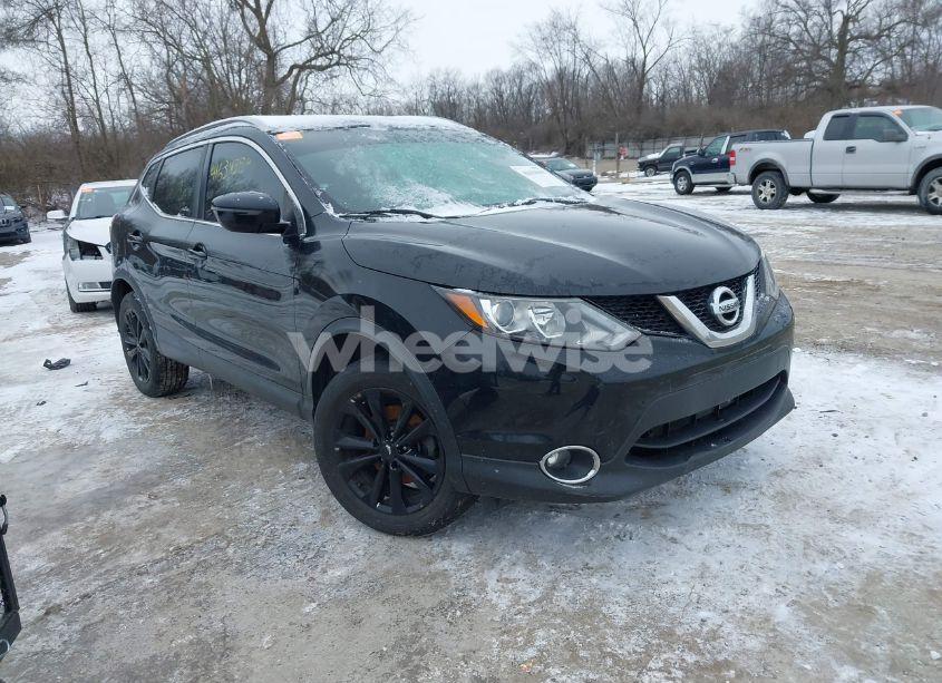 2017 Nissan Rogue SPORT SV (VIN JN1BJ1CR4HW103777) main photo