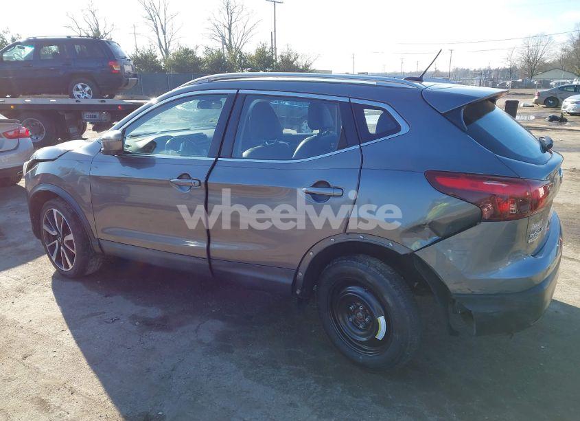 Photo 6 of 2017 Nissan Rogue SPORT SL (VIN JN1BJ1CR4HW106758)