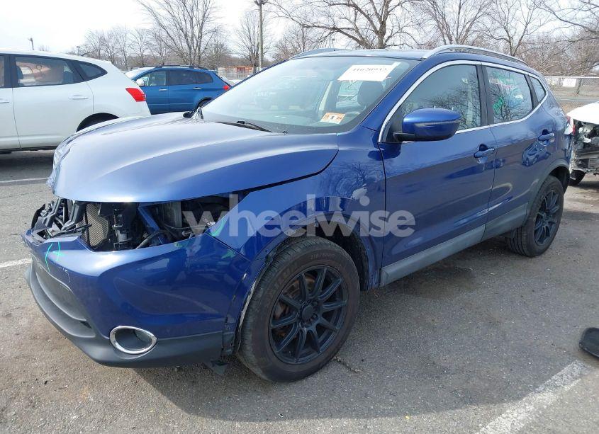 Photo 2 of 2017 Nissan Rogue SPORT SV (VIN JN1BJ1CR4HW106839)