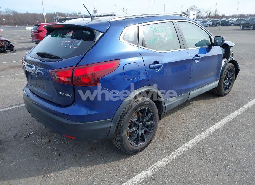 Photo 4 of 2017 Nissan Rogue SPORT SV (VIN JN1BJ1CR4HW106839)