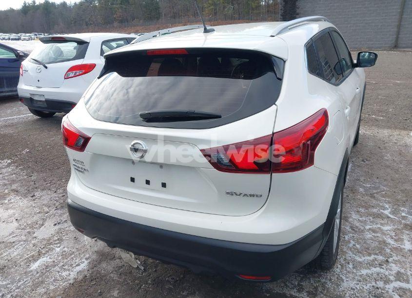 Photo 16 of 2017 Nissan Rogue SPORT SV (VIN JN1BJ1CR4HW122099)