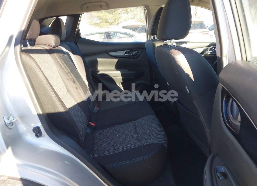 Photo 8 of 2017 Nissan Rogue SPORT SV (VIN JN1BJ1CR4HW126640)