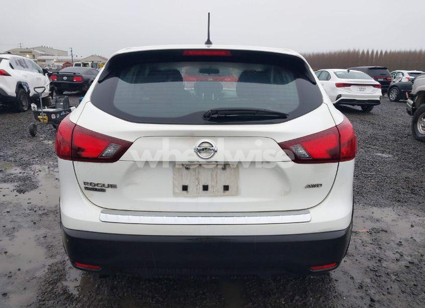Photo 16 of 2017 Nissan Rogue SPORT S (VIN JN1BJ1CR4HW134205)