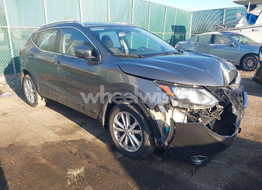 2017 Nissan Rogue SPORT SV (VIN JN1BJ1CR4HW137122) main photo